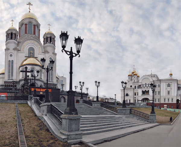 Екатеринбург. Храм-на-Крови в честь Всех Святых в Земле Российской просиявших и Вознесенское Архиерейское подворье